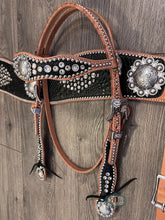 Load image into Gallery viewer, Cowboy headstall and Tripping breast collar #9131021693